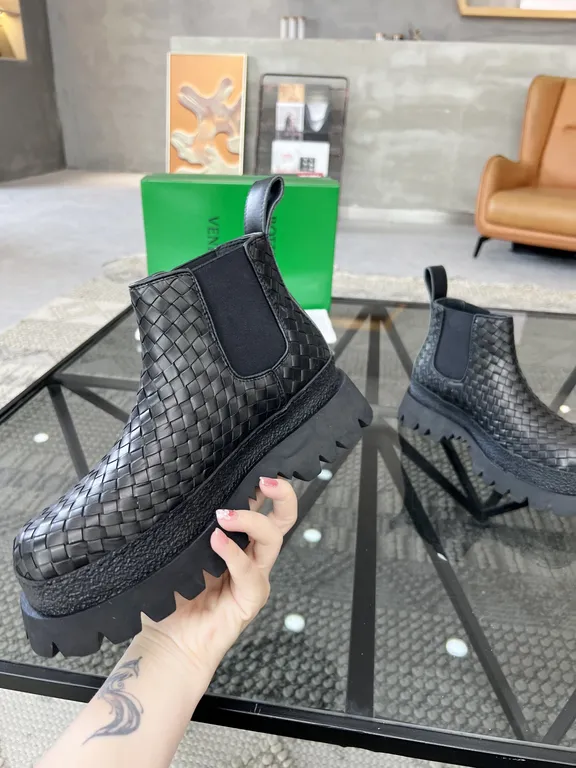 Bottega Veneta Shoe 